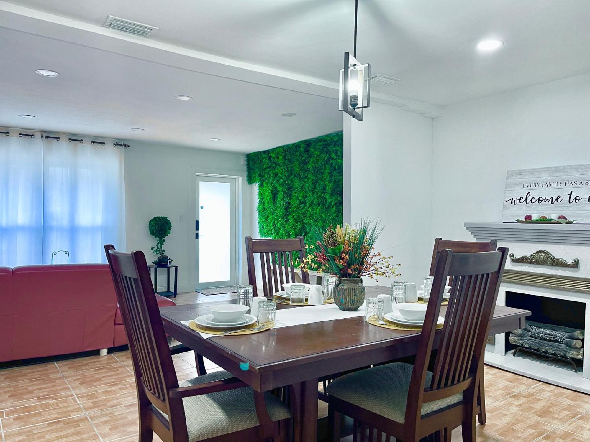 Akeyi Miami305 Private Bedrooms Экстерьер фото